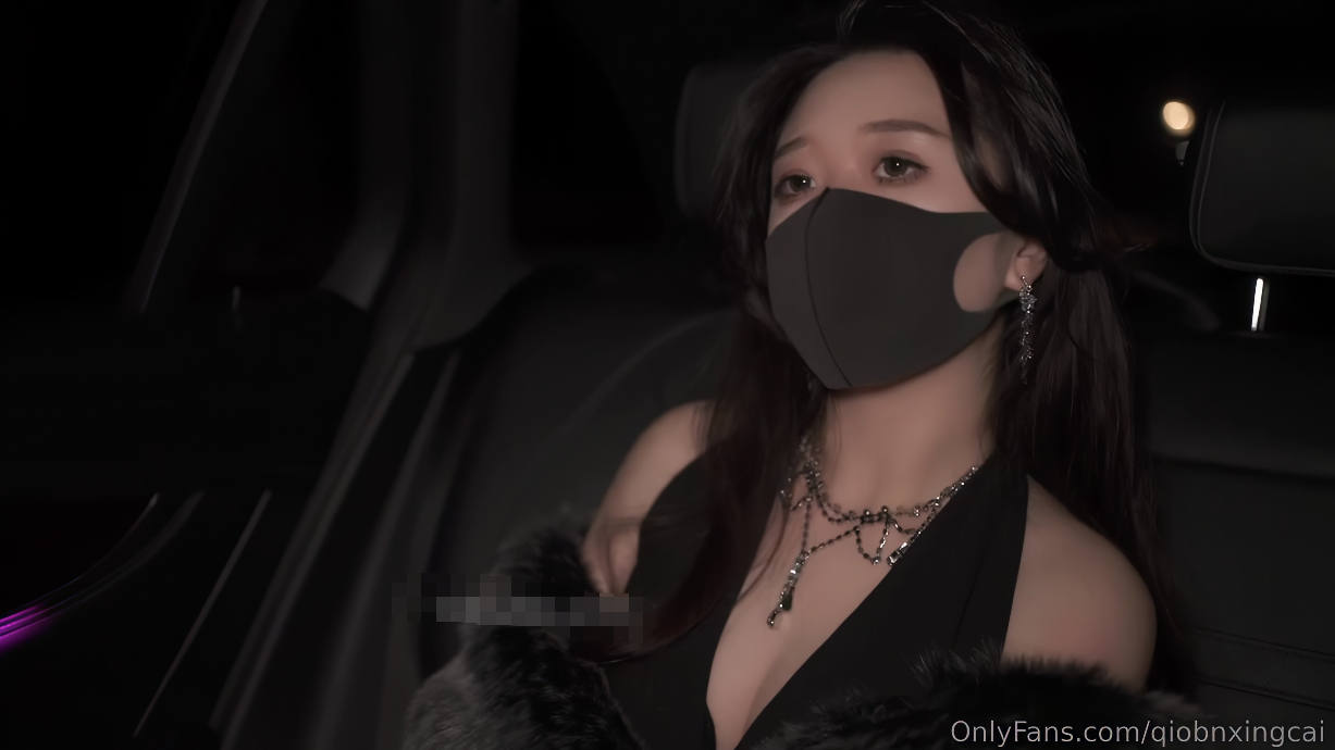 【桥本香菜】來自妻子的报复-背着出差老公勾引司机丝足勾引开发后庭4K