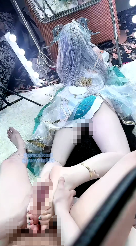 月野兔 西施cos露脸足交【1V 2.12GB】