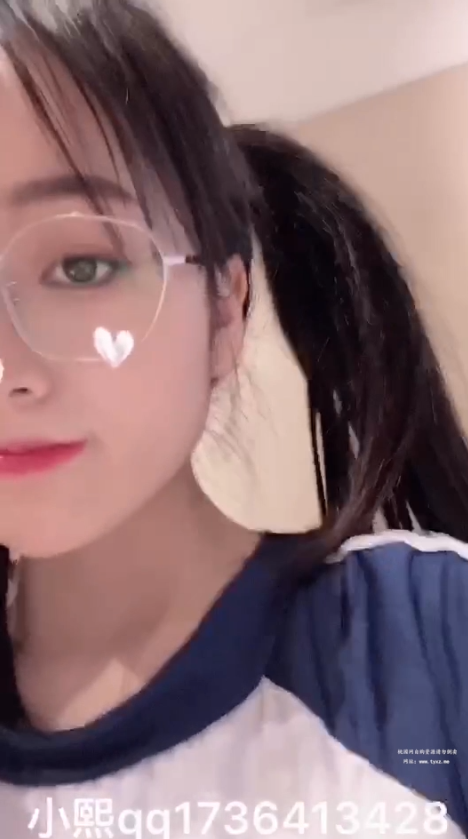 小熙 体操服 露脸自慰 【1V 735MB】