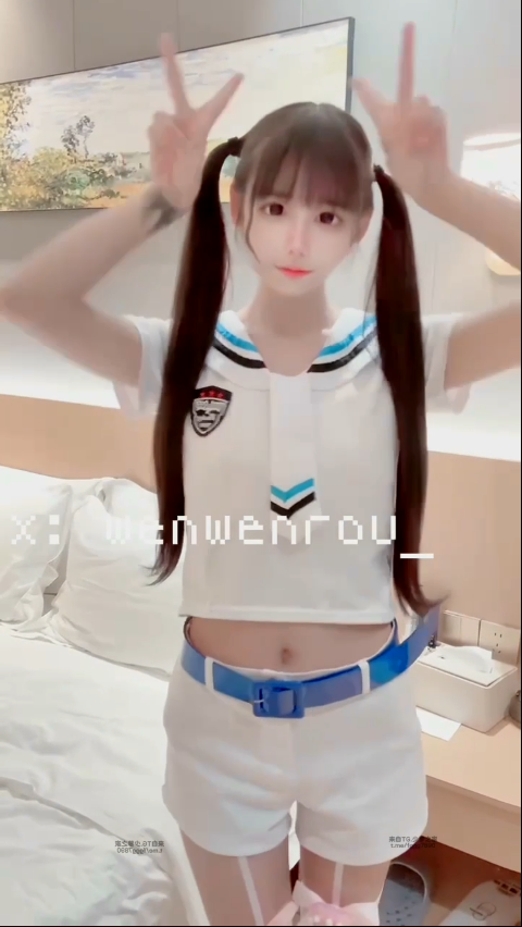 小雯宝宝 柔 双马尾白丝海军版水手服自慰 【1V 686MB】