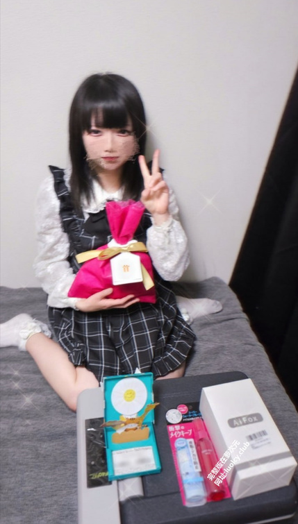 雌犬ゆい YuiPiSM日本极品骚货萝莉福利姬 【9V 4.18GB】