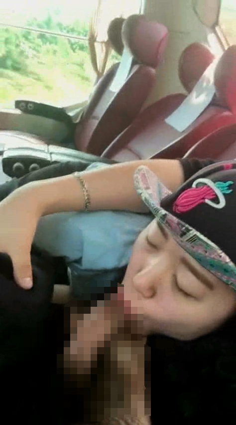 又骚又浪母狗少妇【姬美】不雅自拍，口活无敌各种性爱露出【1.96g】