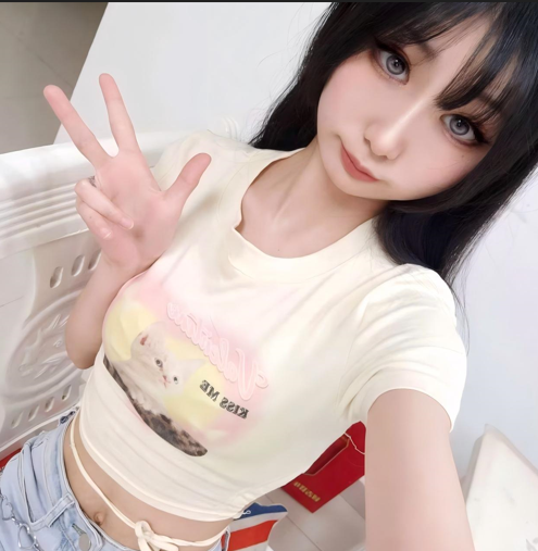 漫展19岁清纯学生妹，酒后被男友大粗屌后入，反差拉满到极致【8V 1GB】