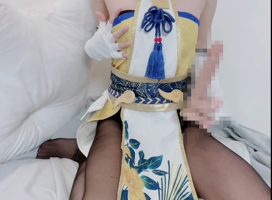 月儿  永劫无间 胡桃cos 【1v 577mb】