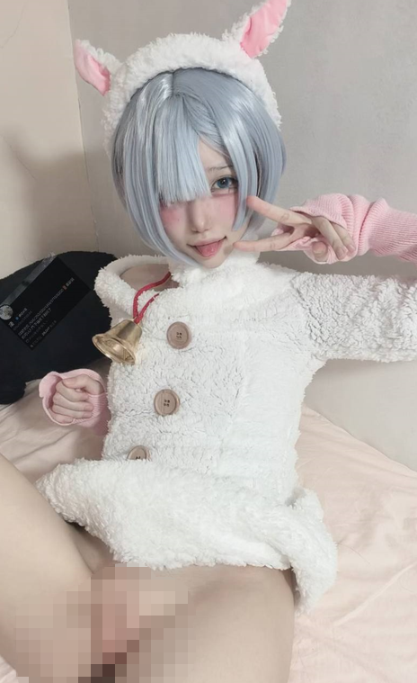 凄 极品地雷妹门槛新更cos雷姆圣诞装露脸自慰 【7P 2V 182MB】