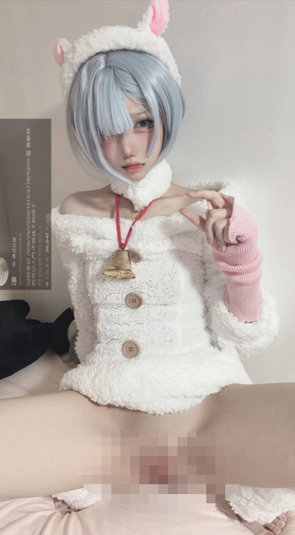 凄 极品地雷妹门槛新更cos雷姆圣诞装露脸自慰 【7P 2V 182MB】